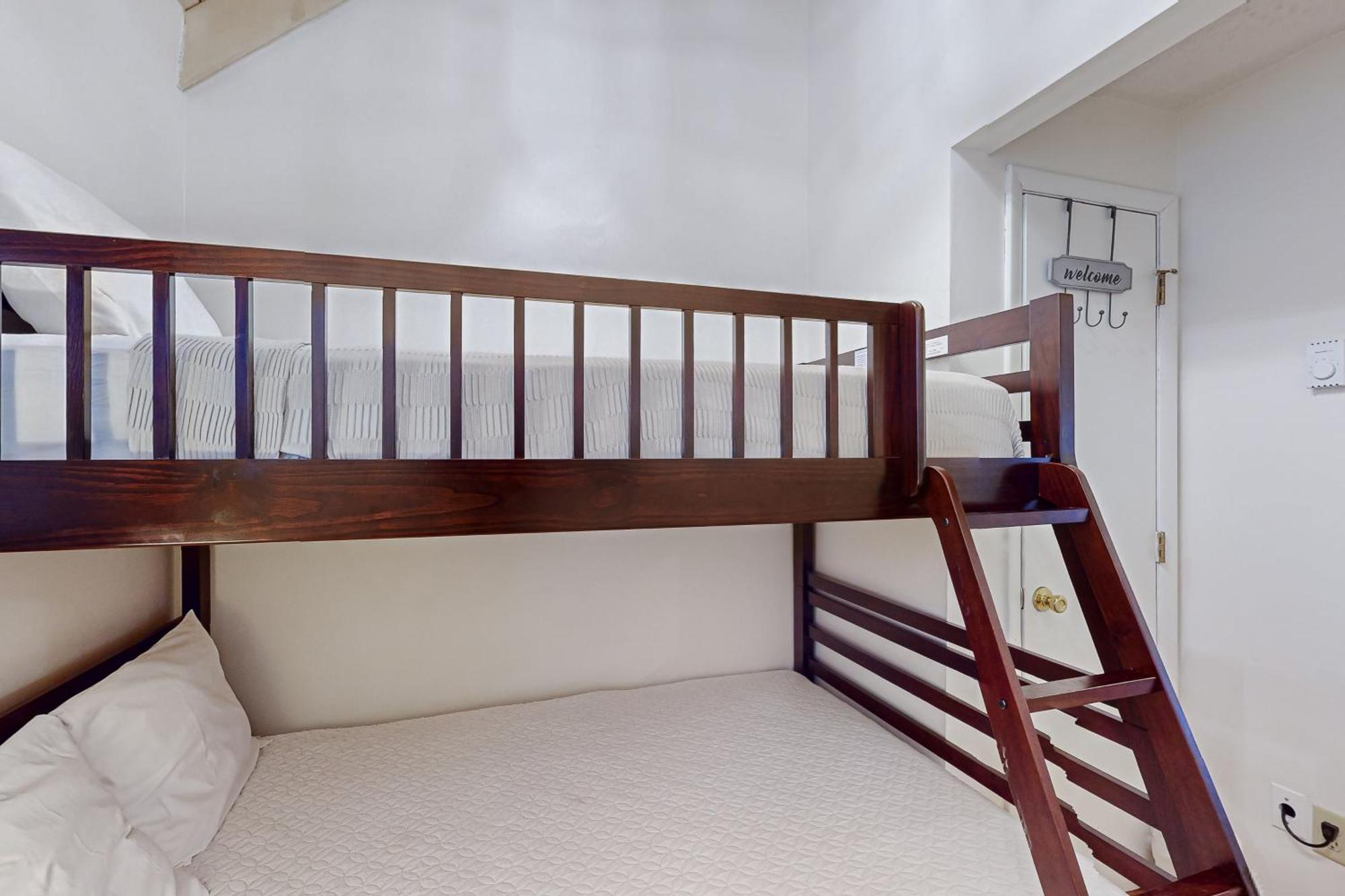 Jeffrey Lane Condos Thayerville エクステリア 写真