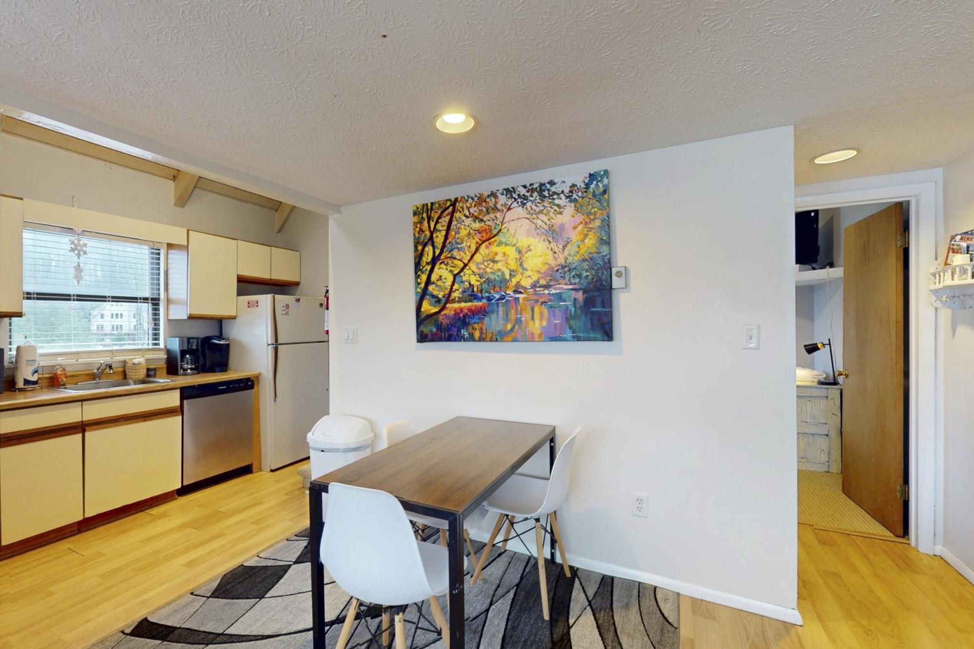 Jeffrey Lane Condos Thayerville 部屋 写真